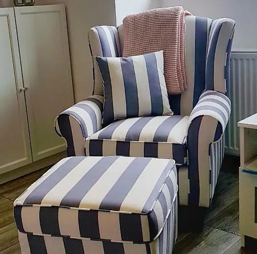 شقة Zwei Schicke Mit Parkplatz كولونيا