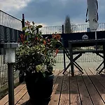 Zwei Schicke Mit Parkplatz * Colónia