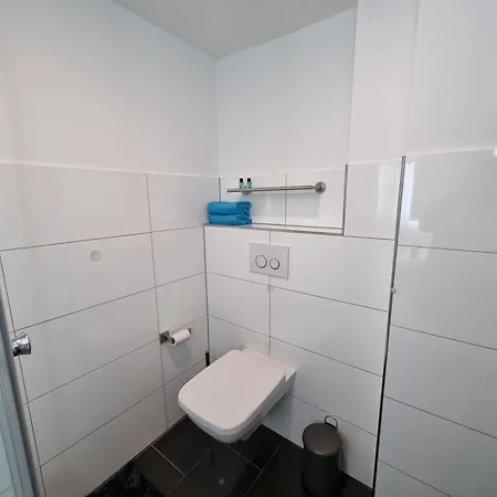 Zwei Schicke Mit Parkplatz Kolín nad Rýnem
