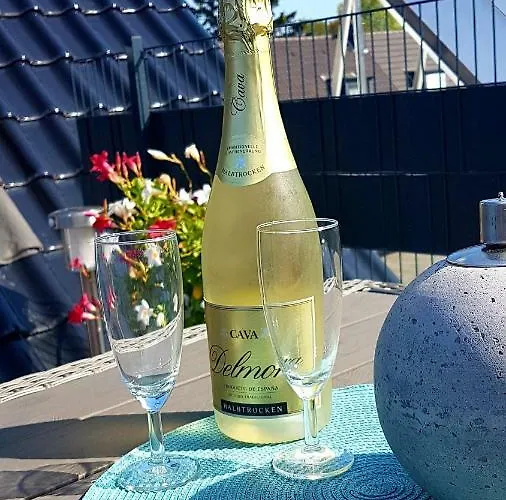 Διαμέρισμα Zwei Schicke Mit Parkplatz Κολωνία